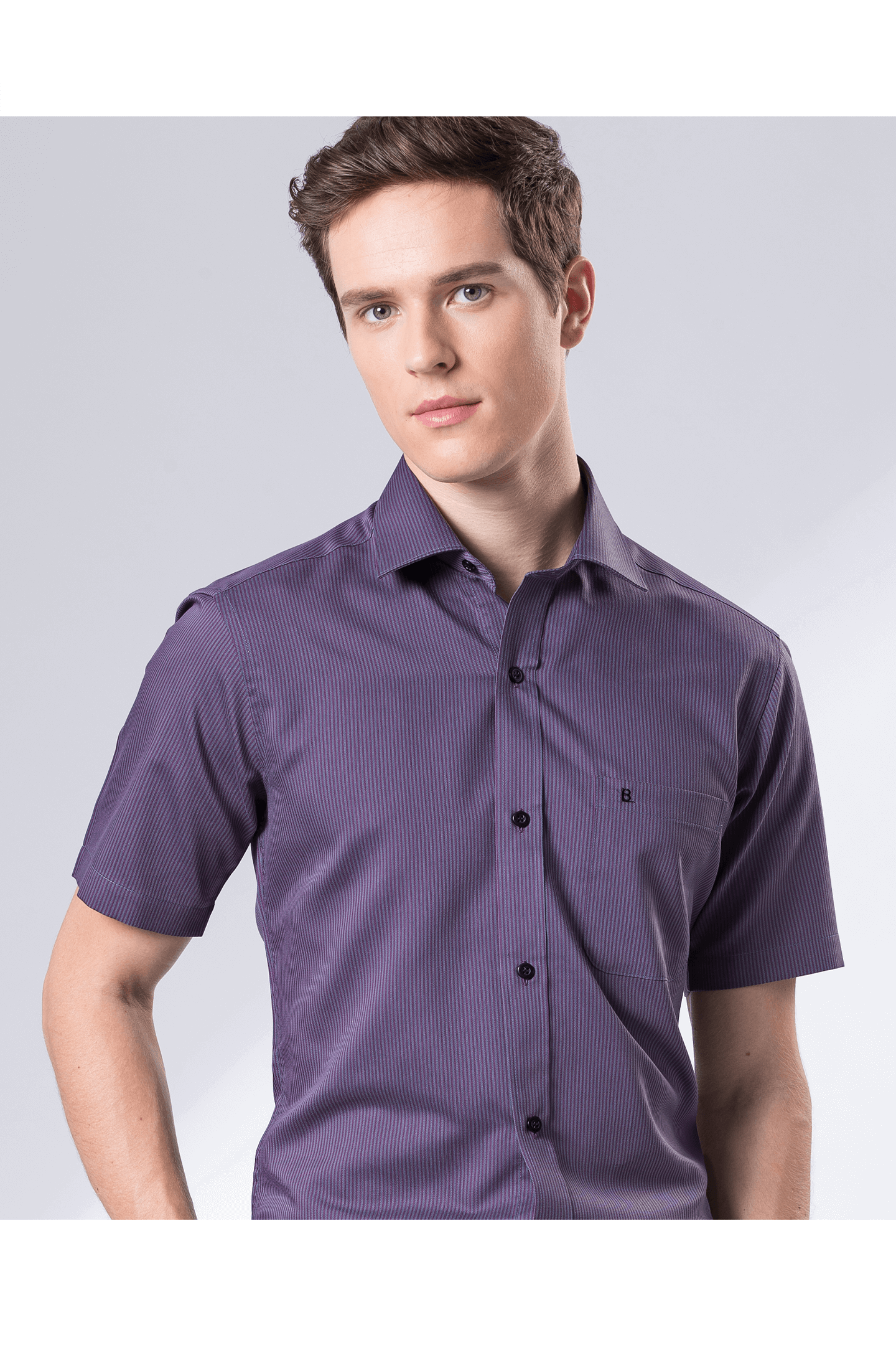 灰紫條紋棉質短袖修身襯衫 / 舒適透氣<br />
